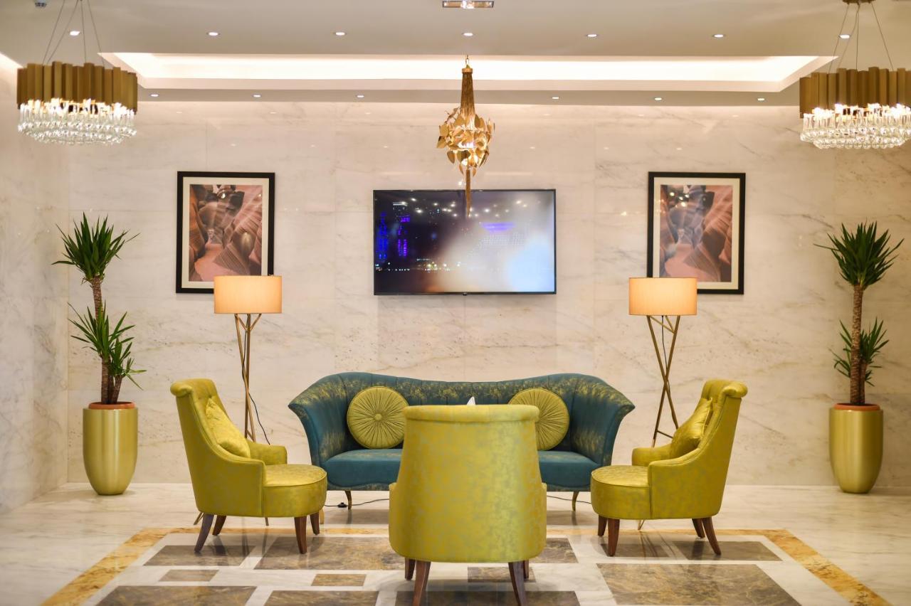 Waterfront Hotel Apartment Lusail Exterior foto The lobby of the hotel