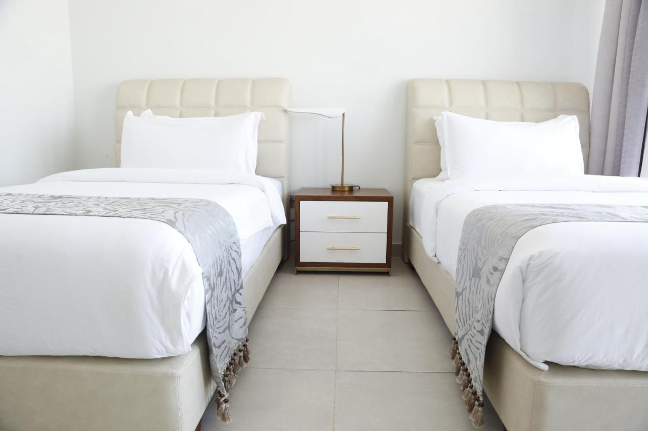 Waterfront Hotel Apartment Lusail Exterior foto Two beds