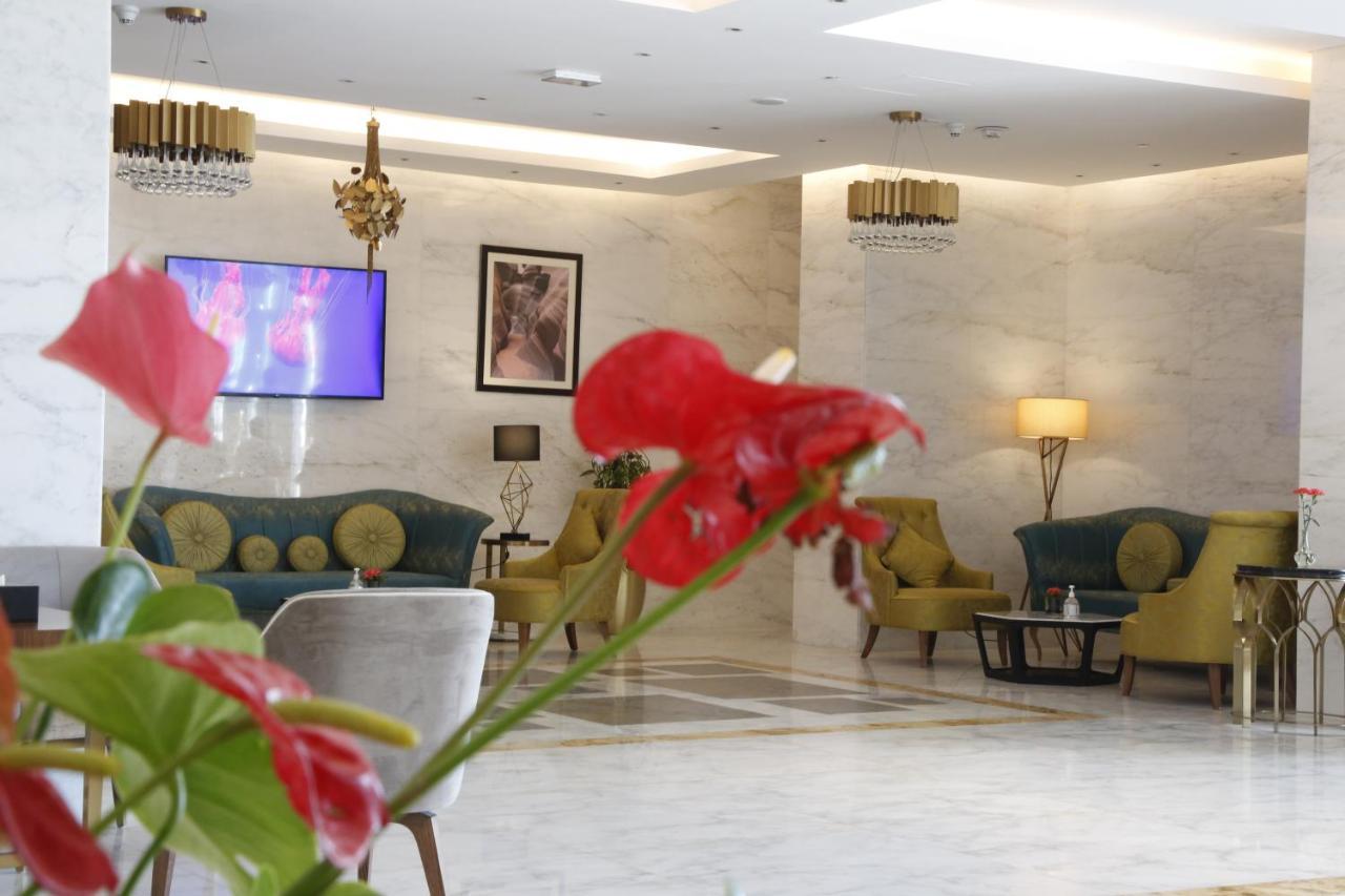 Waterfront Hotel Apartment Lusail Exterior foto Lobby