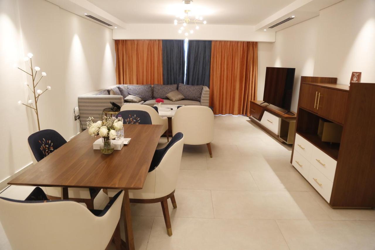 Waterfront Hotel Apartment Lusail Exterior foto A living room in a condominium