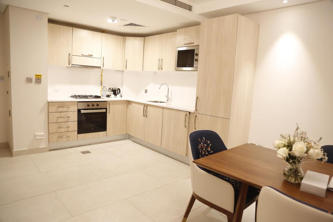 Waterfront Hotel Apartment Lusail Exterior foto A kitchen in a serviced apartment in London